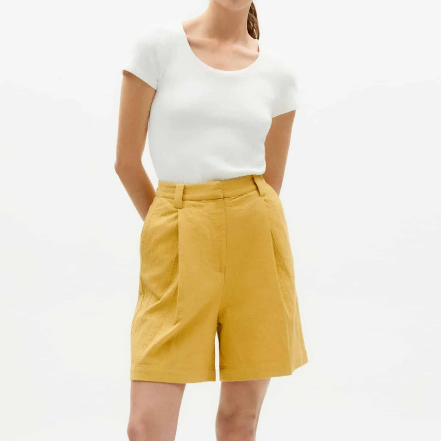 Crinkled Lia Shorts - Yellow