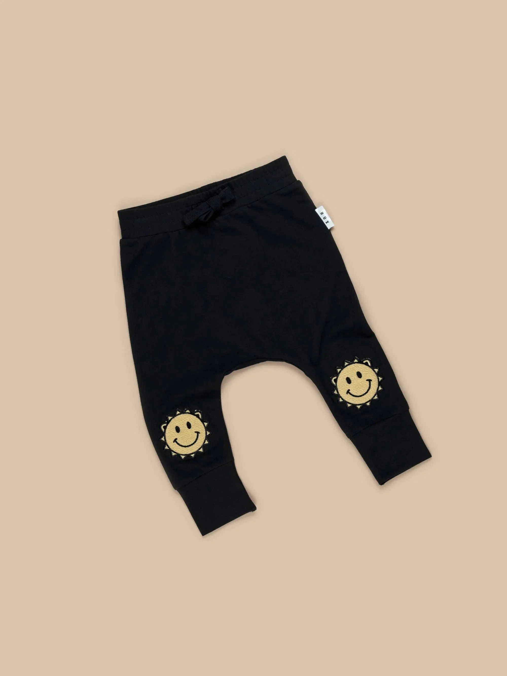 HUXBABY SUNNY BEAR KNEE DROP CROCH PANT